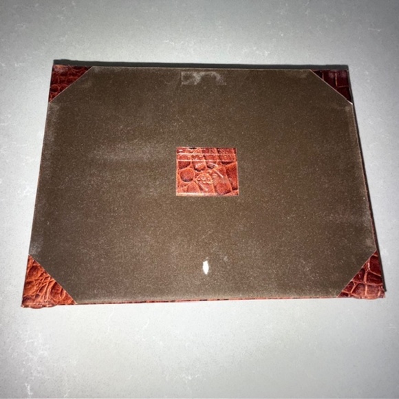 Suede Lined Cufflink Jewelry Storage Box 11"x8"x2" - Picture 5 of 9